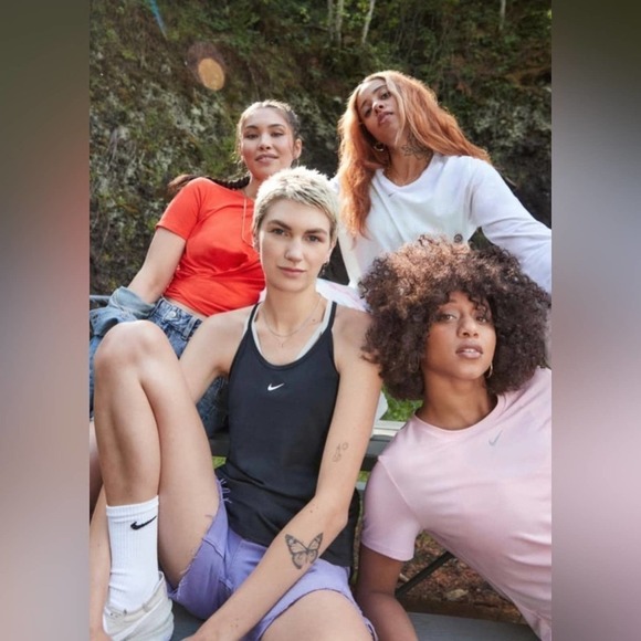 Nike Women's Dri-Fit One Elastika Racerback  Tank Top Black XS - Like New - Picture 2 of 12